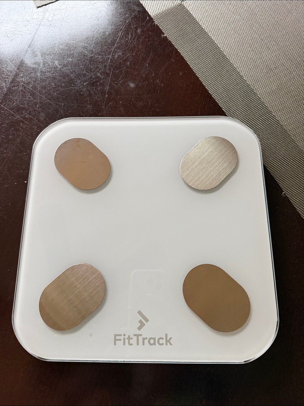 Smart Body Scale — White with Silver Sensors